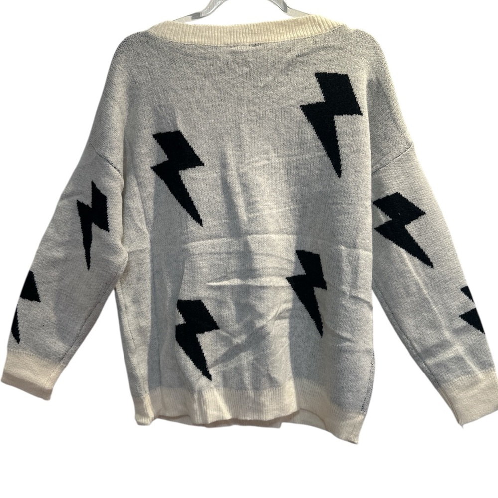 MIRACLE NWT Cozy Black and White Sweater - Picture 7 of 10